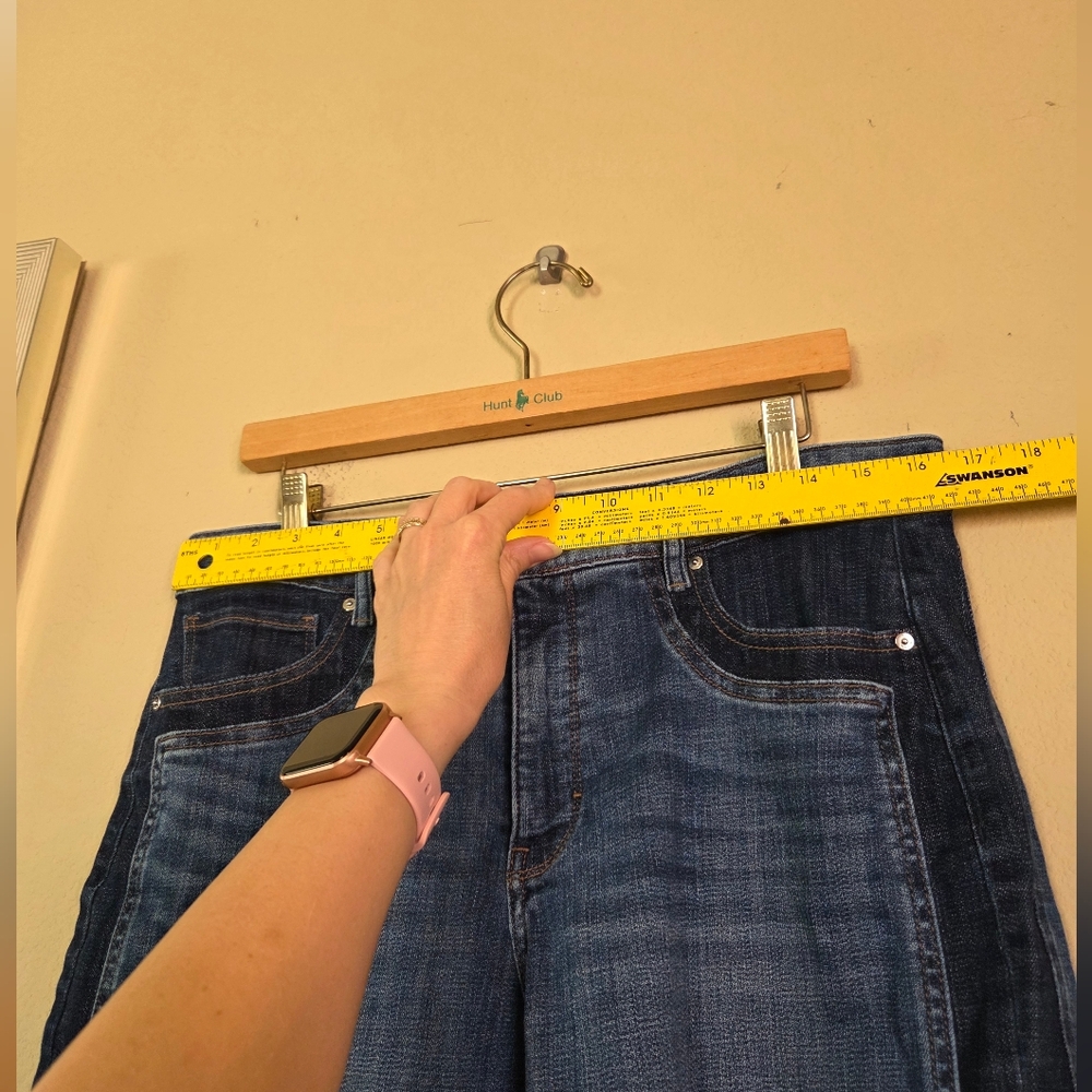 WHBM Two Tone High Rise Wide Leg Jeans - Picture 4 of 7